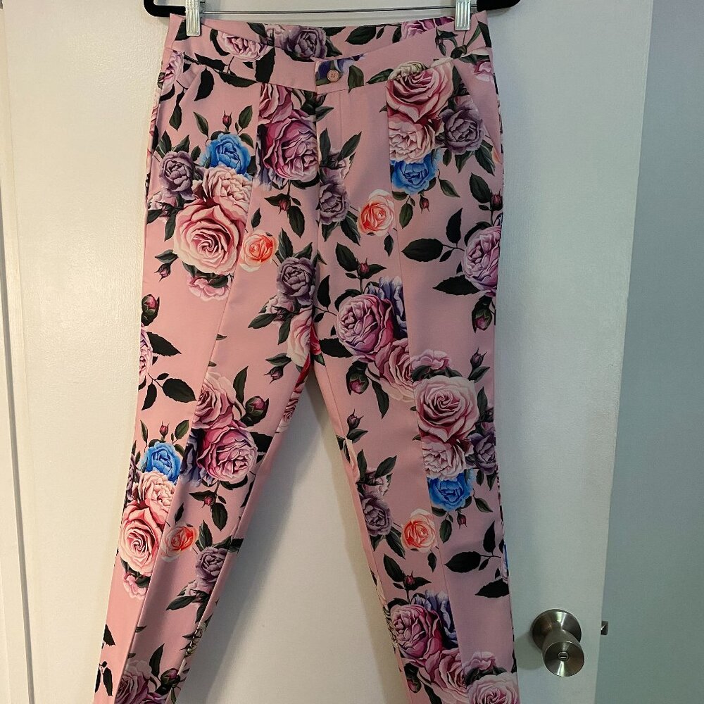 Beautiful BURRYCO floral slacks